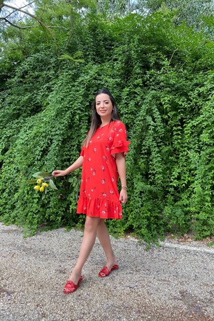 Kırmızı Çiçek Desenli Volanlı Elbise