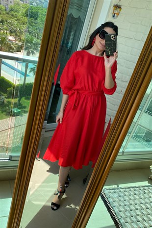 Kırmızı Kloş Kemerli Elbise